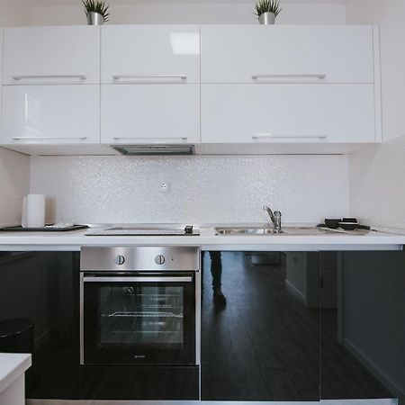 Apartments & Rooms Danivan Pool Villas B Новалья Номер фото